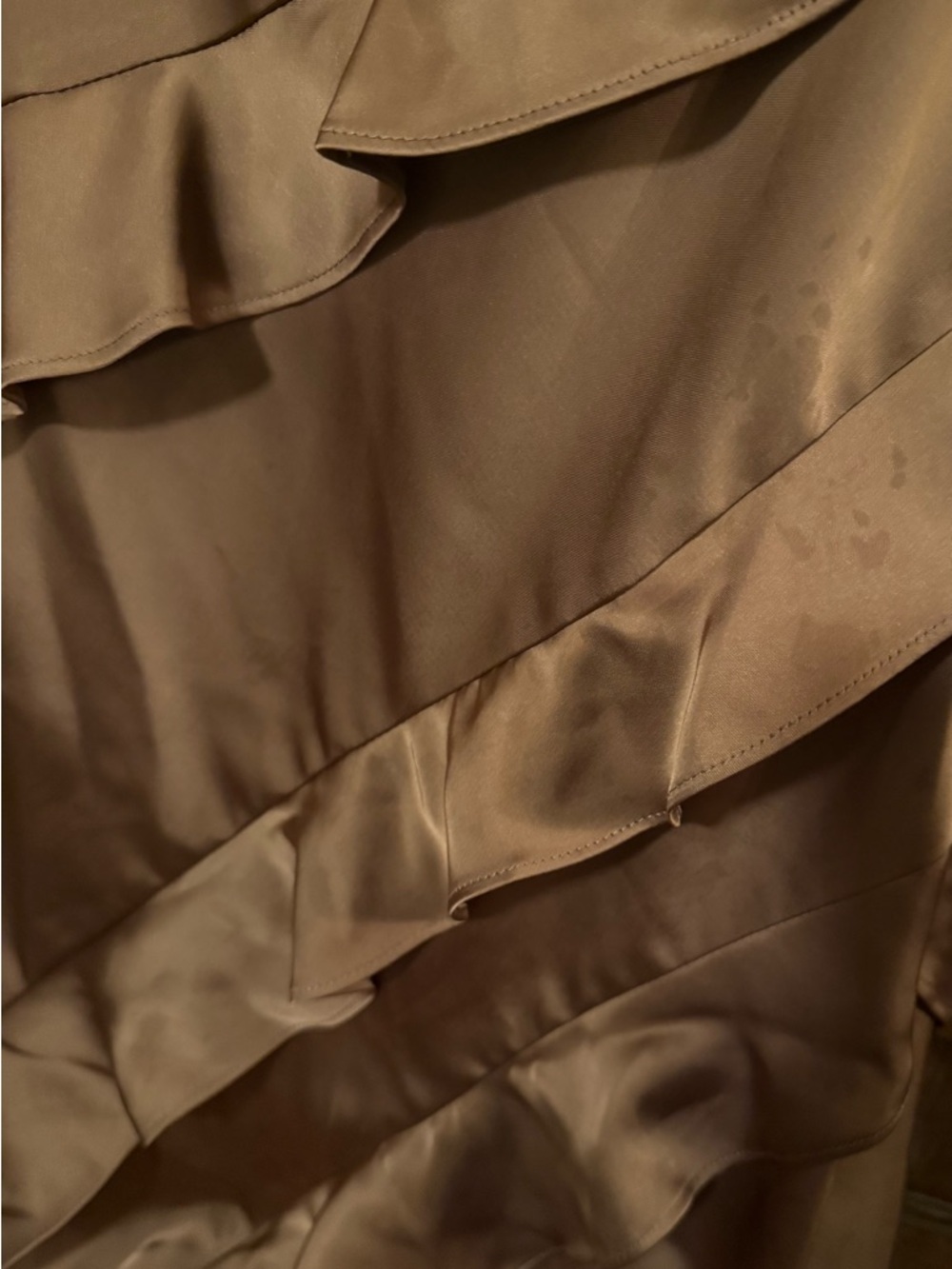 AMUR Ellen Ruffle Gown - Picture 10 of 11